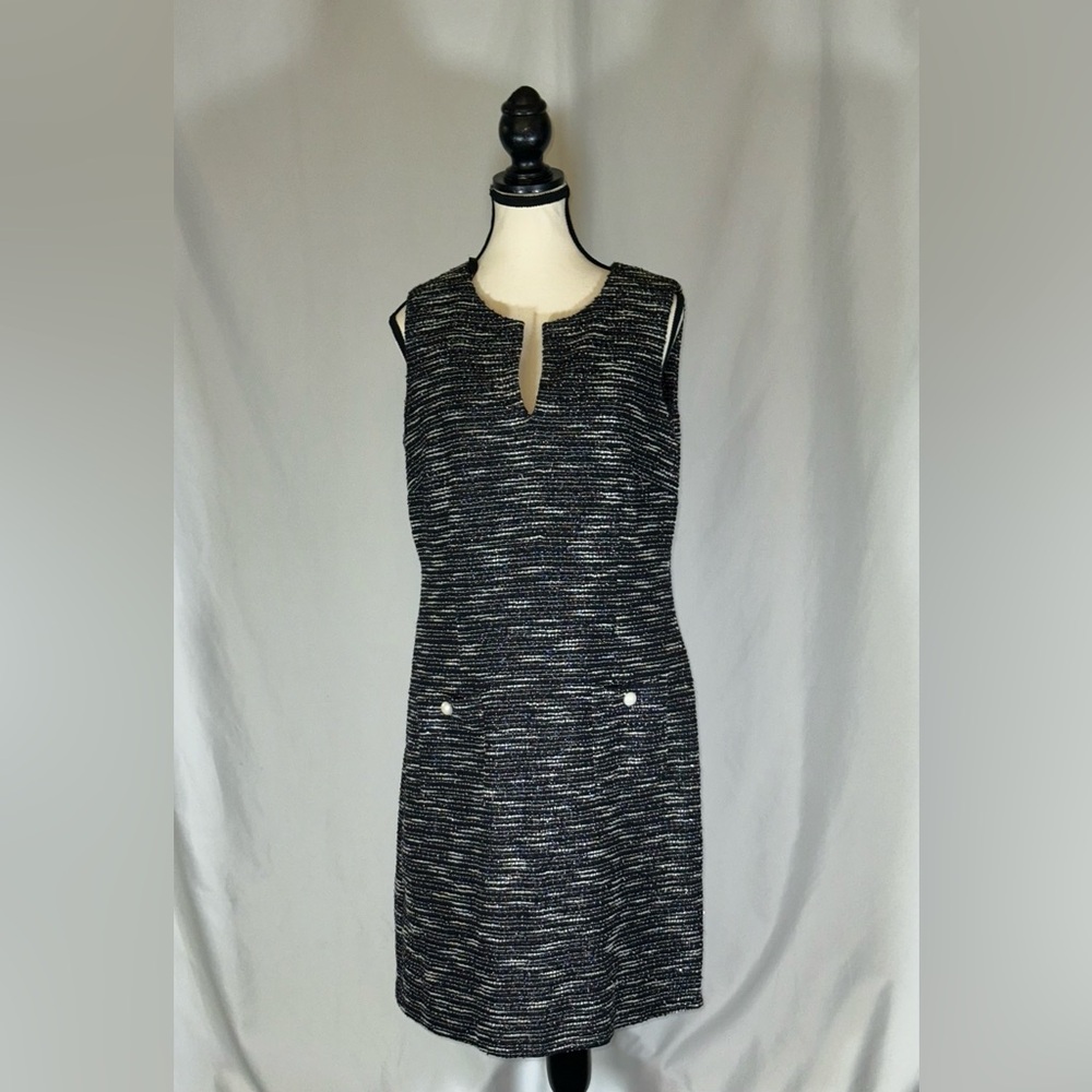 Karl Lagerfeld • Tweed Shift Dress Womens 12 Black White White Pearl Buttons